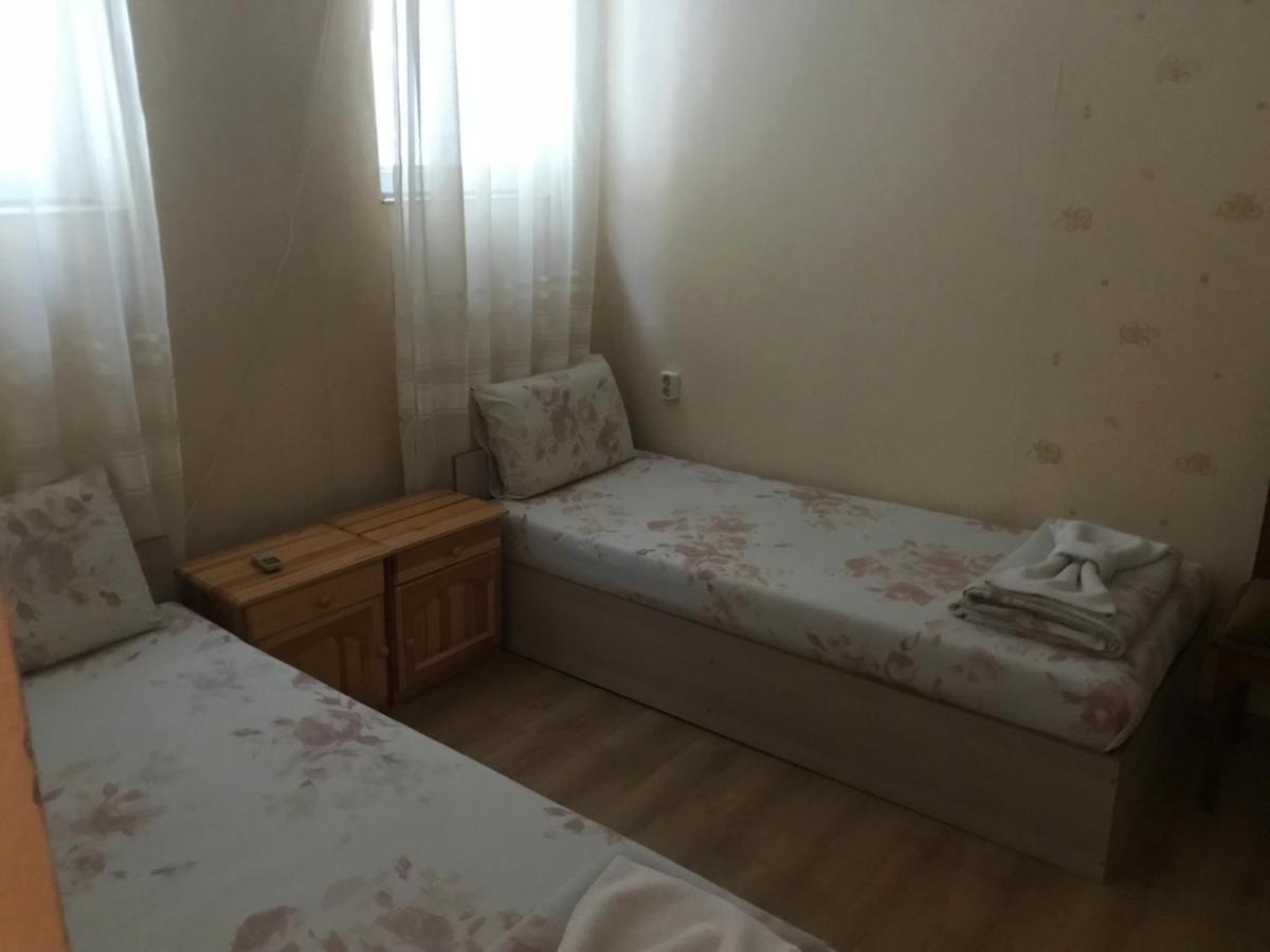 Family Hotel - Relax Русе Экстерьер фото