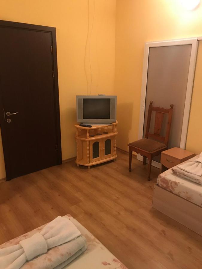 Family Hotel - Relax Русе Экстерьер фото