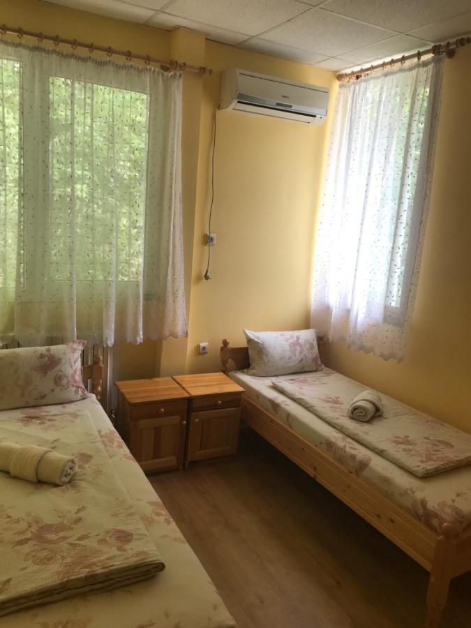 Family Hotel - Relax Русе Экстерьер фото